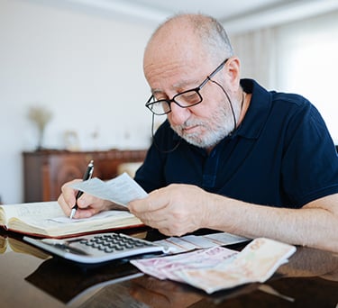 Retiree checking finances